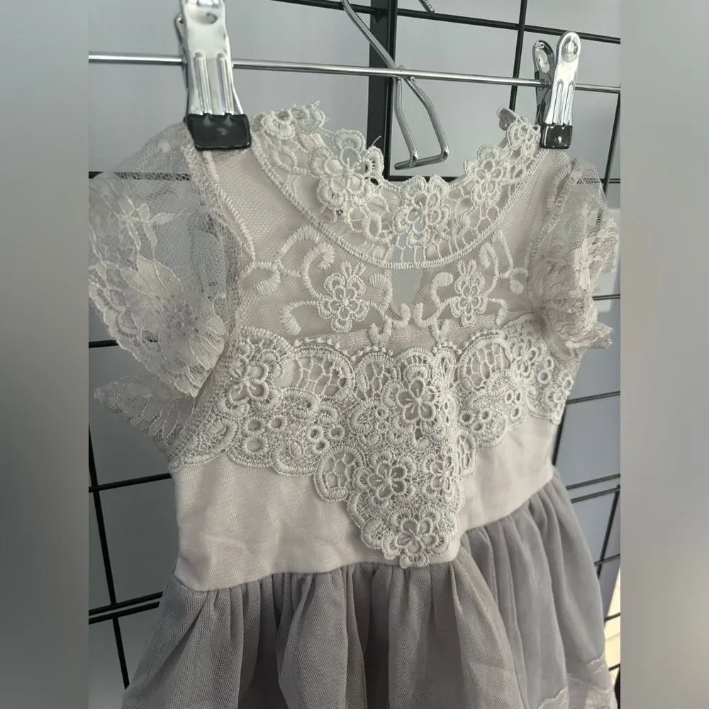 Light Gray Vintage Inspired Lace Party Dress EUC